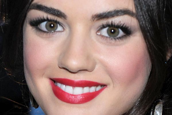 Lucy-Hale-maquiagem-makeup-03