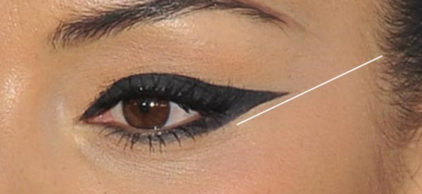 delineado-egipcio-nicole-scherzinger-01