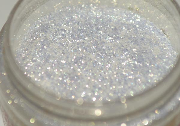 glitter-dance-bless-cosmetics-02