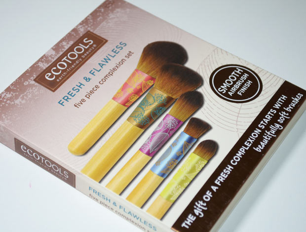 eco-tools-fresh-flawless-01