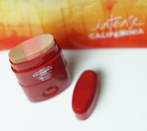 INTENSE-CALIFoRNIA-BLUSH-BASTaO-SUMMERTIME-01