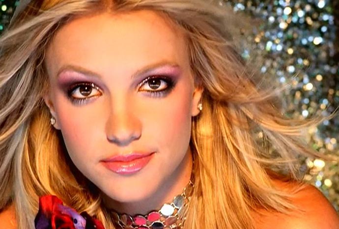 As maquiagens da Britney Spears » Pausa para Feminices