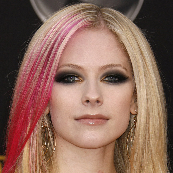 Avril Lavigne é libriana do dia 27/09