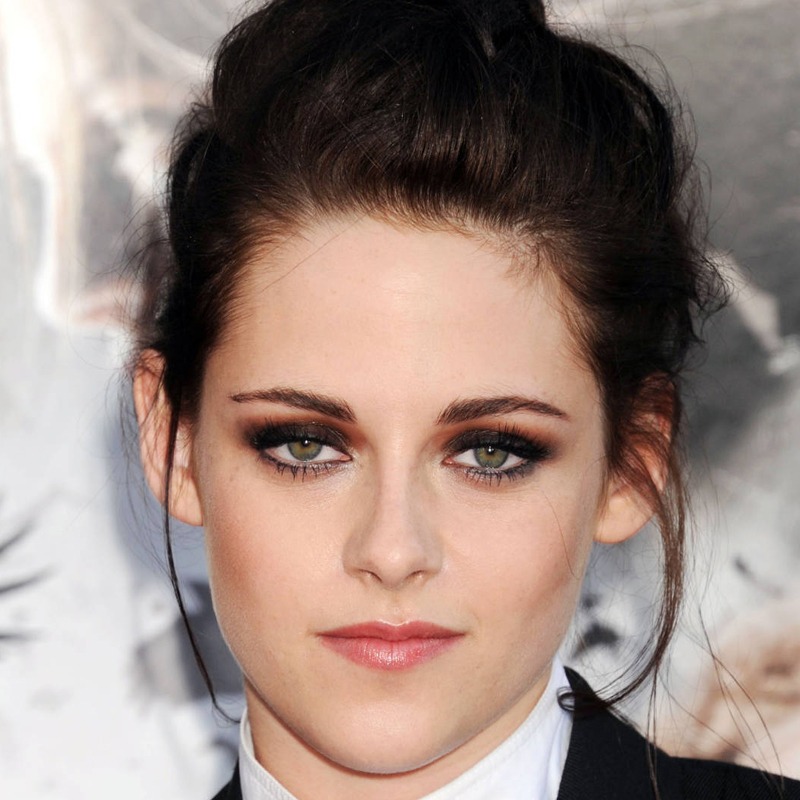 Kristen Stewart é ariana do dia 09/04