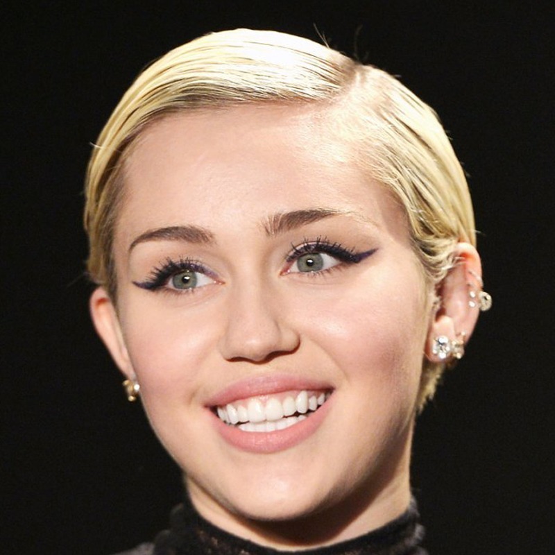 Miley Cyrus é sagitariana do dia 23/11