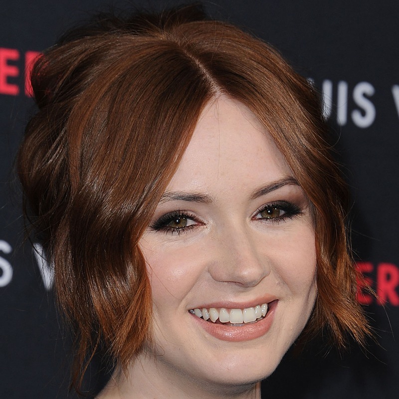 Karen Gillan é sagitariana do dia 28/11